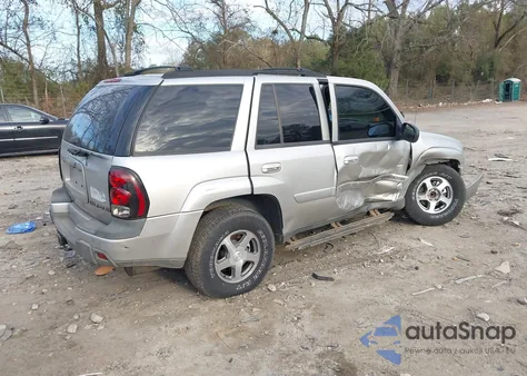2004 Chevrolet Trailblazer Lt z USA, uszkodzony, nr VIN 1GNDS13S442265942
